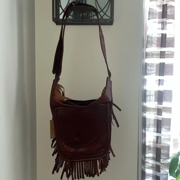 Hand-crafted Leather Fringed Adjustable Hip Belt-
Bumbag (unisex) - Picture 7 of 14